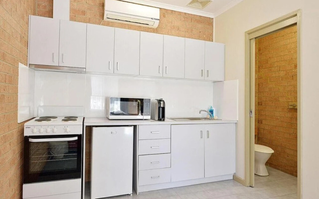 Cranbourne Motor Inn