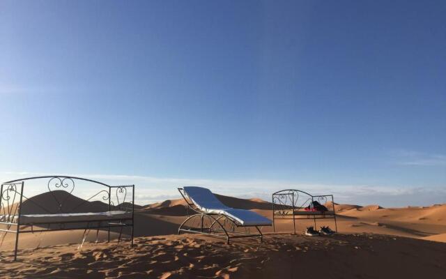 Moda Camp Merzouga - Camel Quad Sunboarding ATV