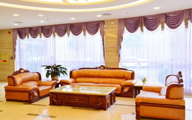 Huayi Business Hotel