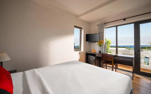 Viet Long Hoi An Beach Hotel