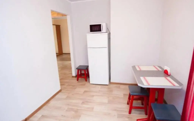 Квартира по ул. Смілянська, 2 (2-й этаж)