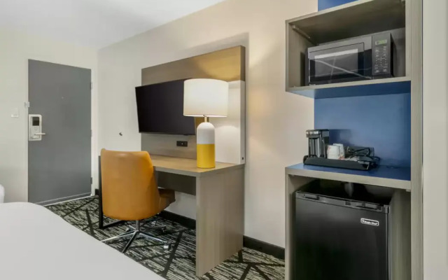 Comfort Inn Kansas City Midtown