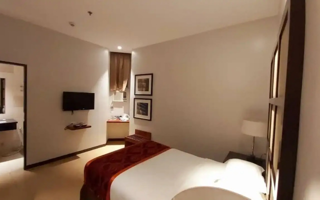 Avenue Suites Hotel