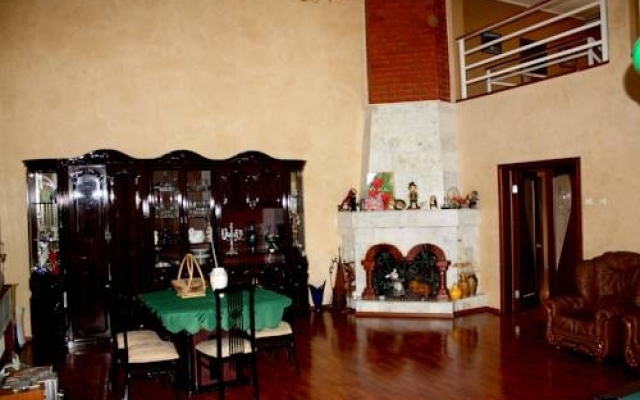 Romantic House