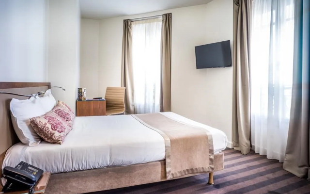 Art Hotel Batignolles