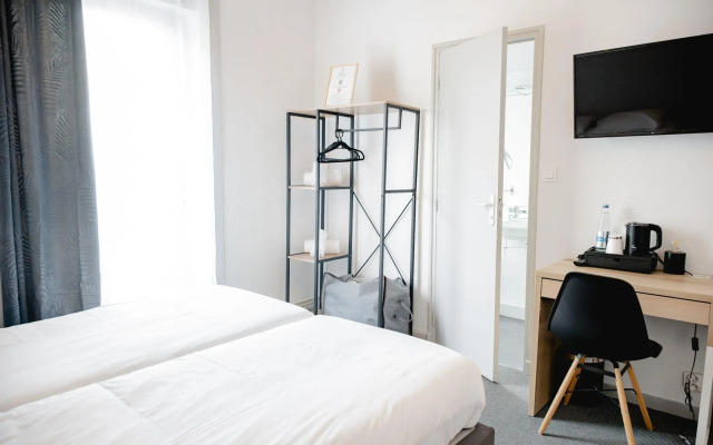 Brit Hotel L'Arrivée Guingamp