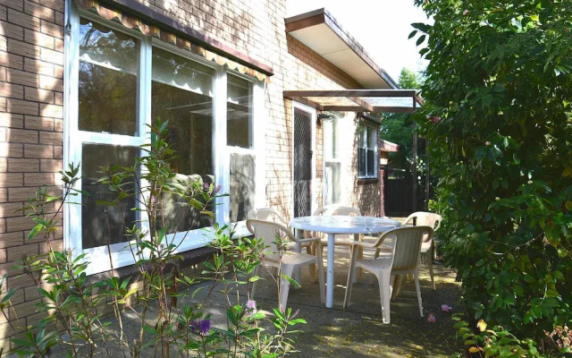 Orana Flat 1- Bright VIC