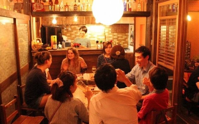 Hiroshima Guest House Roku