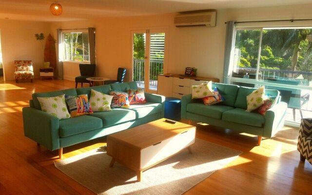Wategos Surf Shack