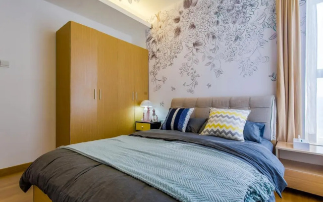 Locals Boutique Apartment Jiuzhou Port.6