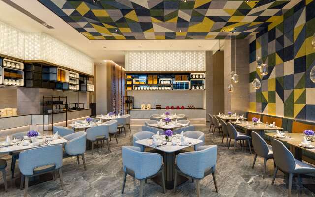 DoubleTree by Hilton Kunming Airport