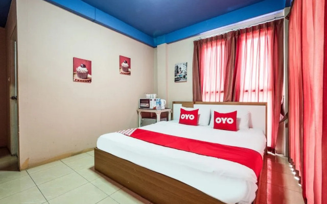 OYO 826 Cozy Rooms