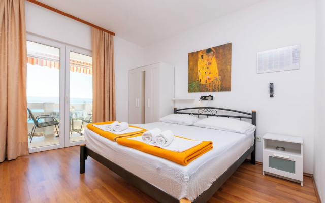 Apartments Ivo