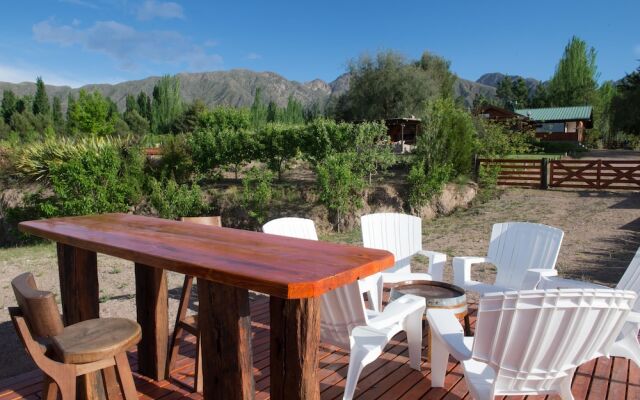 Entre Montañas y Rio