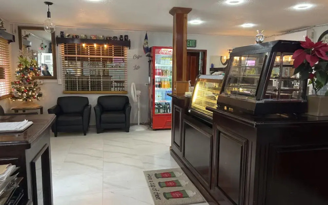 One South Place Hotel
