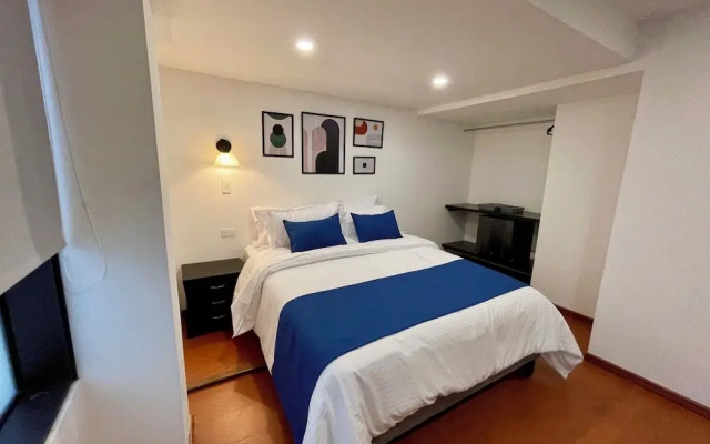 Hotel Embajada 44