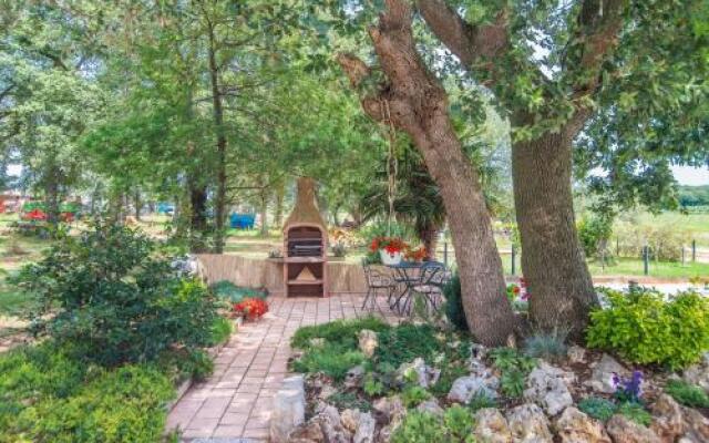 Apartment Nilda Valdi