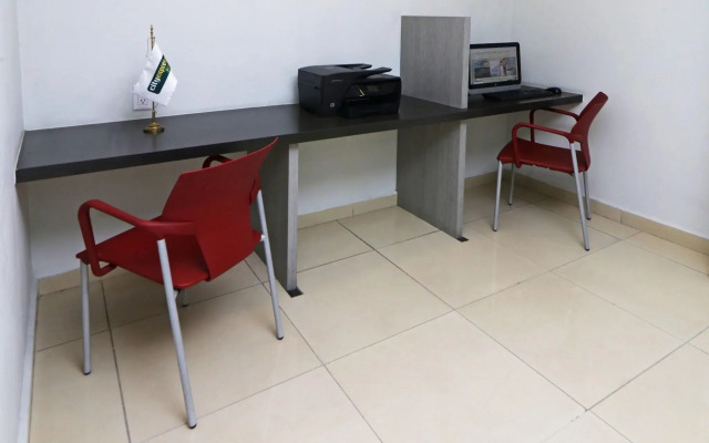 City Express Junior by Marriott Toluca Aeropuerto