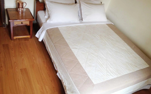 Vardan Resort n' Apartment