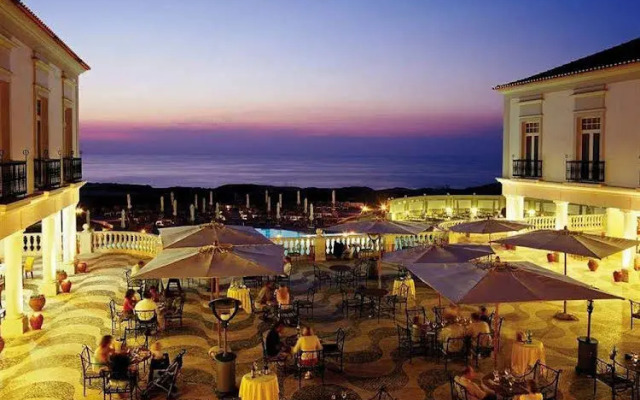 Praia Del Rey Residence