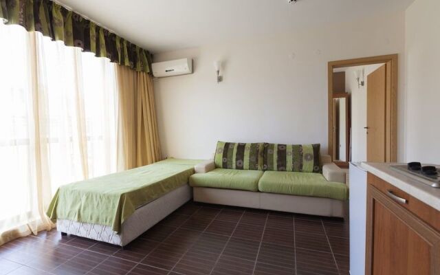 One Bedroom Apartment with Large Balcony