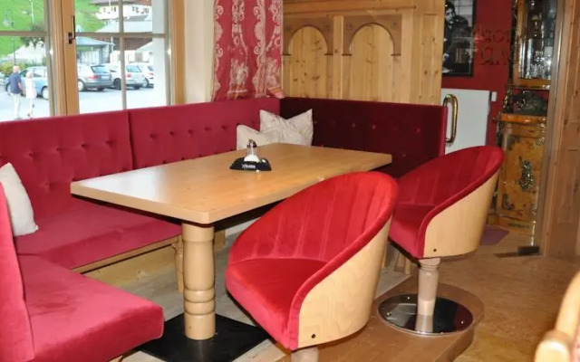 Hotel Victoria Garni