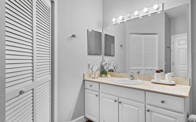 Lucaya Vacation Homes