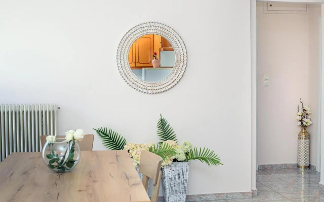Flower Apartment