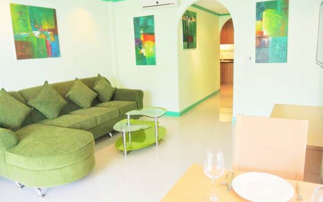 Corner 1 Bedroom Condo