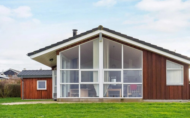 Delux Holiday Home in Lemvig With Whirlpool