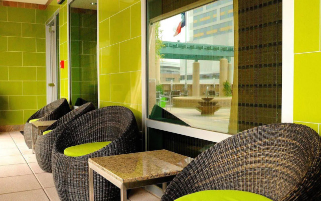 Embassy Suites Houston Downtown