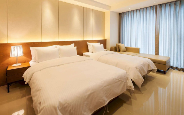 Premiers Hotel