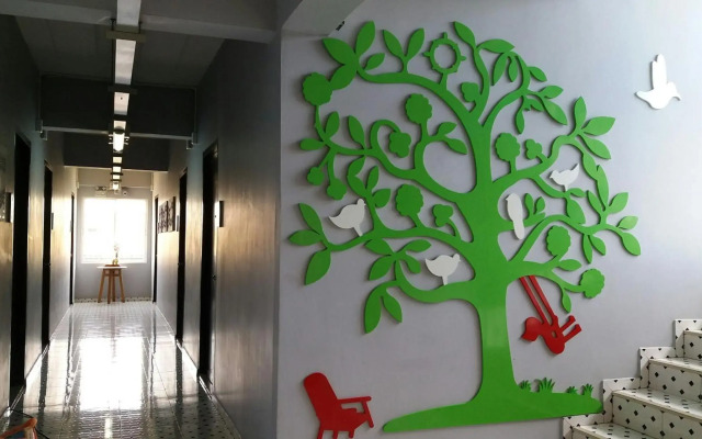 AA Villa Garden Airport