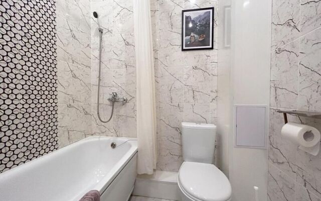 Никирент на ул. Саратовское шоссе, д. 77 (ДУБАЙ)