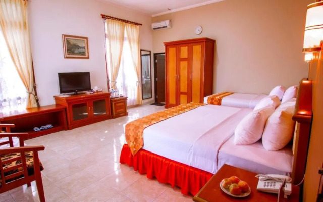Tanjung Pesona Beach Resort & Spa