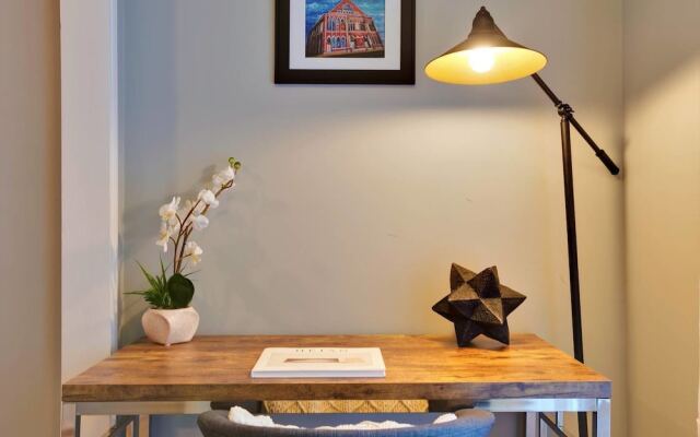 Charming 2br/1.5ba East Nashville Home by Domio