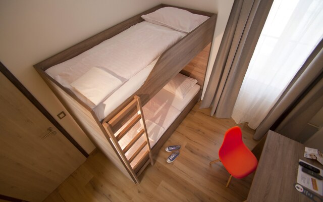 B&B HOTEL Maribor UNI Hostel