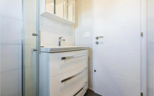 Three-Bedroom Holiday Home in Brodarica