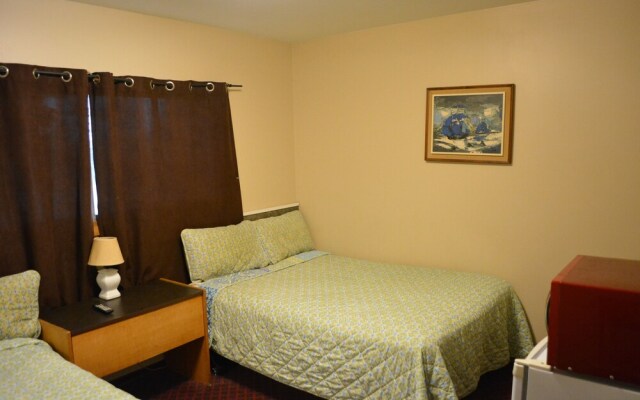 Theodore Motor Hotel