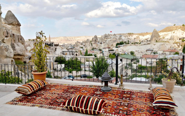 Grand Cave Suites