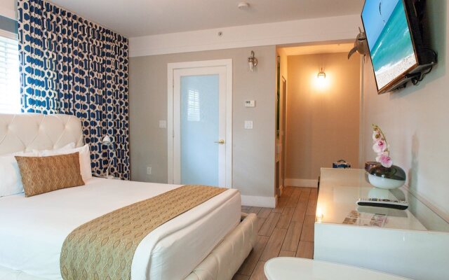 Waterside Hotel and Suites