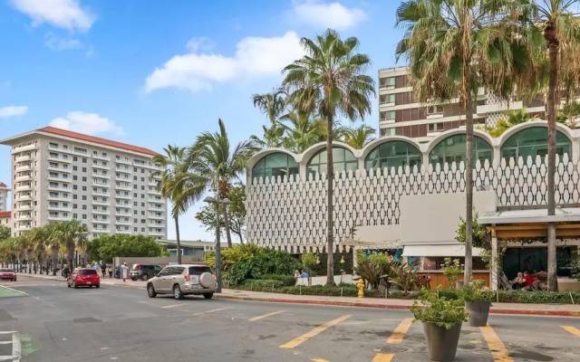 Otium Rentals Vacation Rental w Beach Views