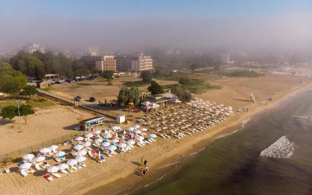 Veramar Beach