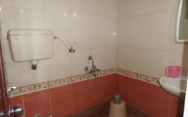 Hotel Shiv Palace Lodging