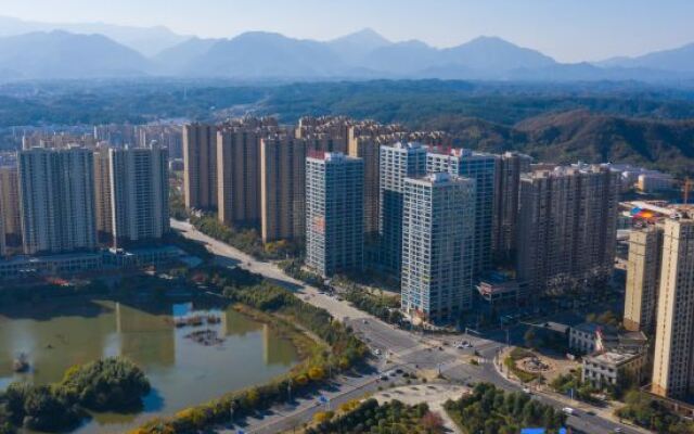 Werna 3 Good Hotel (Wuning Xihai Branch)