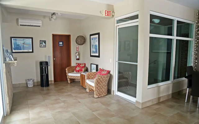 Numero Uno Piñones Short Term Rental