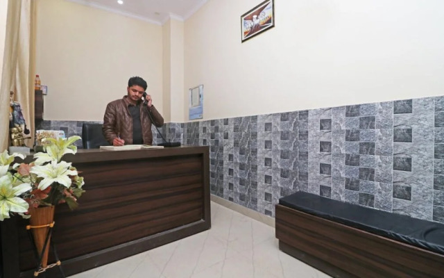 Hotel Ananya Palace by OYO Rooms