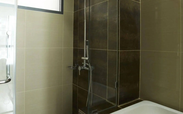 Qube Suites Sukhumvit