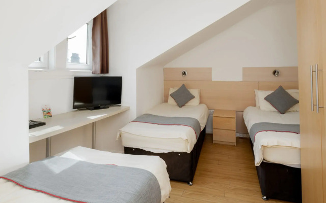 Charing Cross Hotel