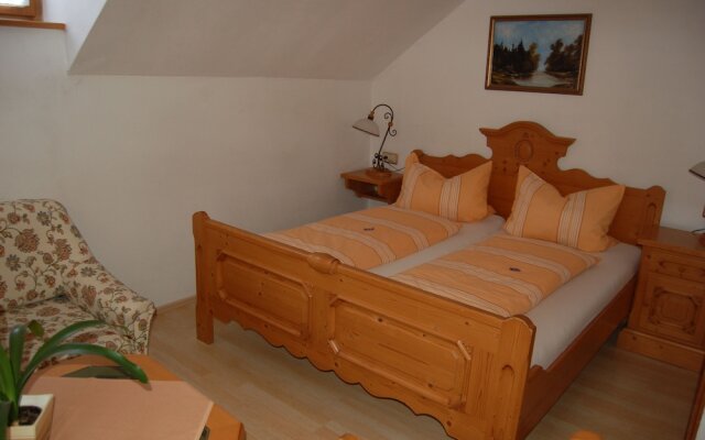 Berggasthaus und Pension Schöne Aussicht